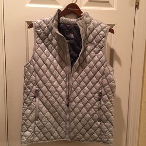 North Face Light Gray Thermal Ball vest